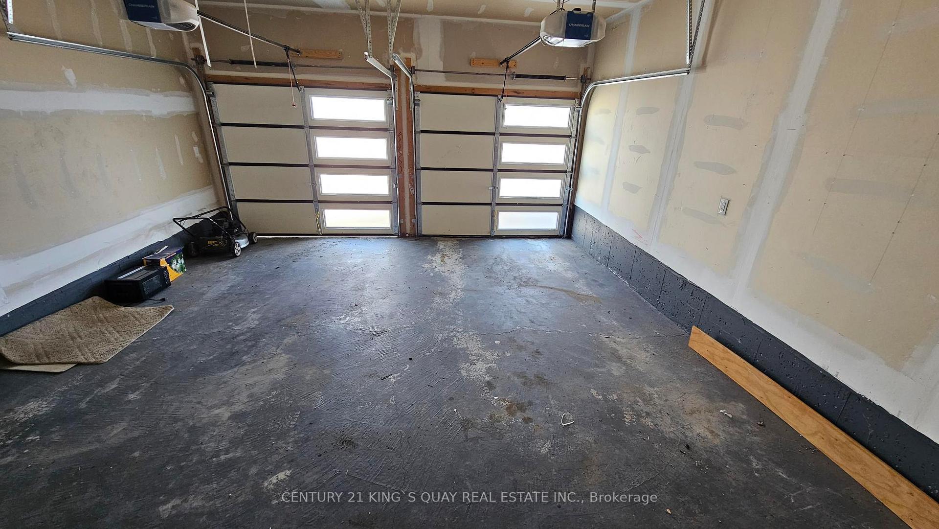 Photo 21 of 58 Cryderman Lane, Clarington, Bowmanville — HOMEH