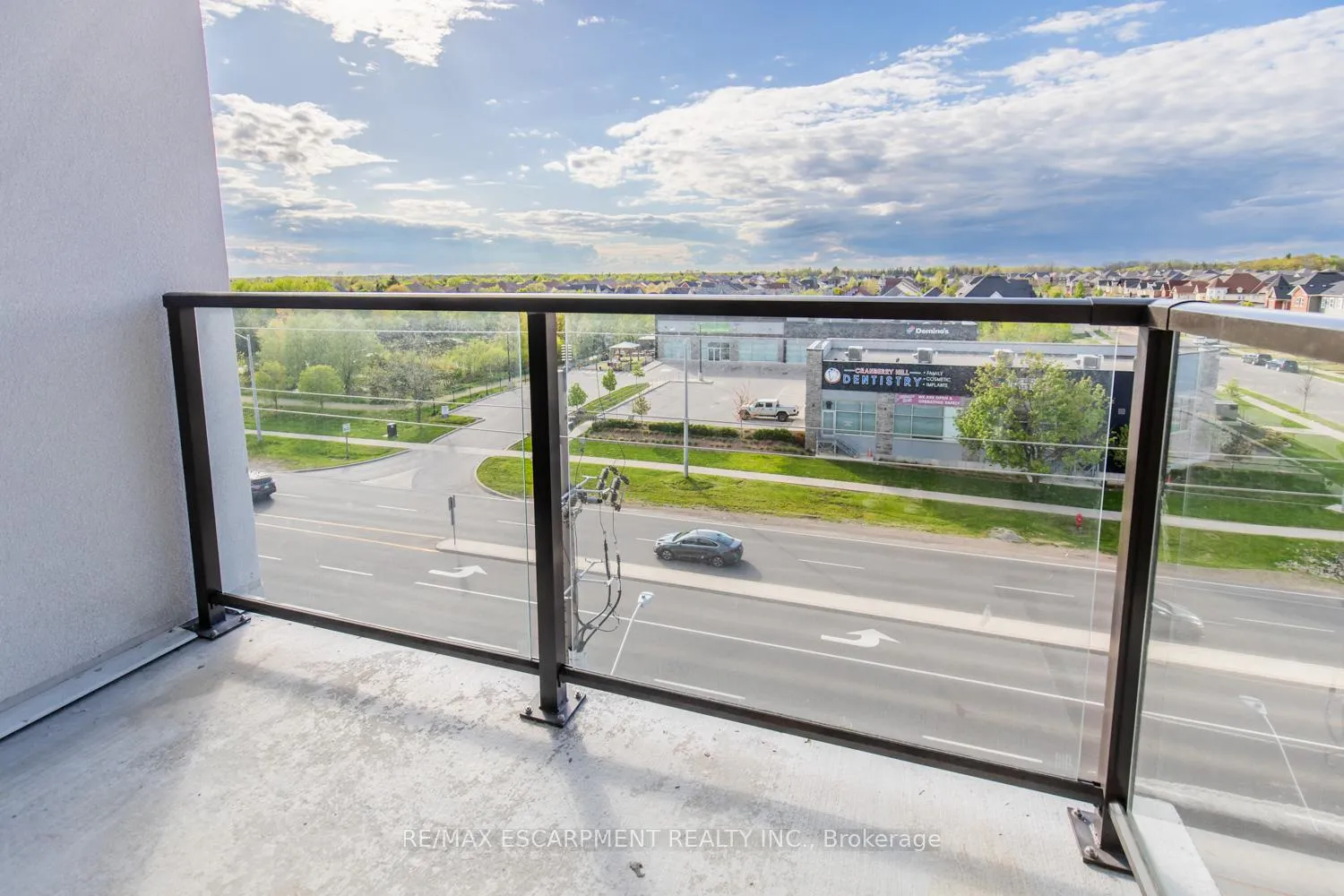 Photo 20 of Unit 523, 10 Mallard Trail, Hamilton, Waterdown — HOMEH