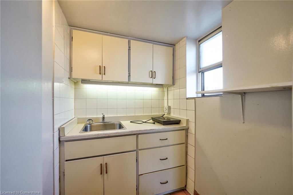 Photo 10 of 106 Carden Street, Guelph, Downtown — HOMEH