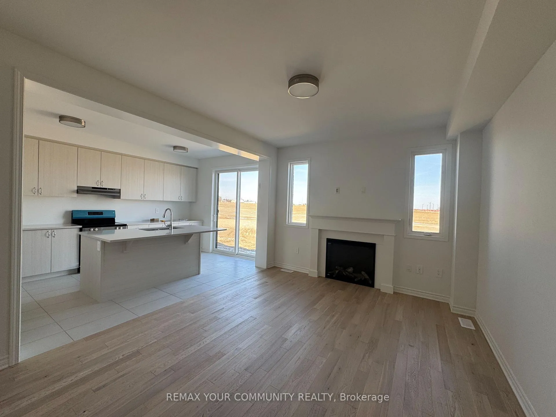 Photo 1 of 143 Leslie Richards Street, Markham, Rural Markham — HOMEH