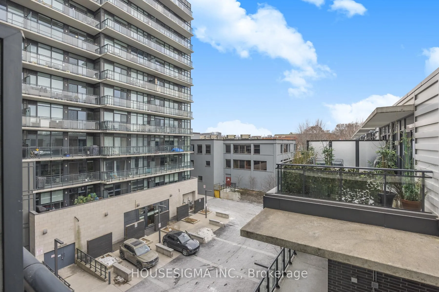 Photo 5 of Unit 405, 1190 Dundas Street E, Toronto, South Riverdale — HOMEH
