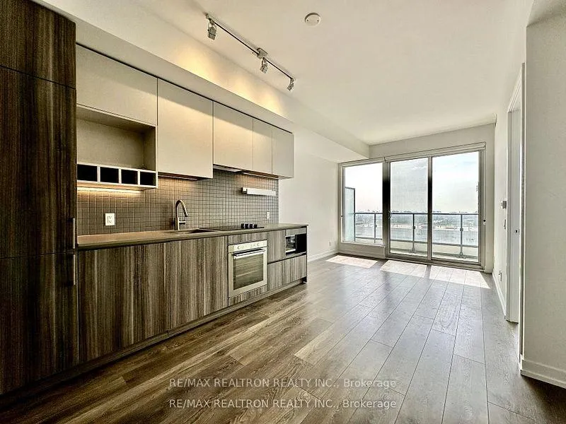 Photo 1 of Unit 1907, 5 Buttermill Avenue, Vaughan, Vaughan Corporate Centre — HOMEH