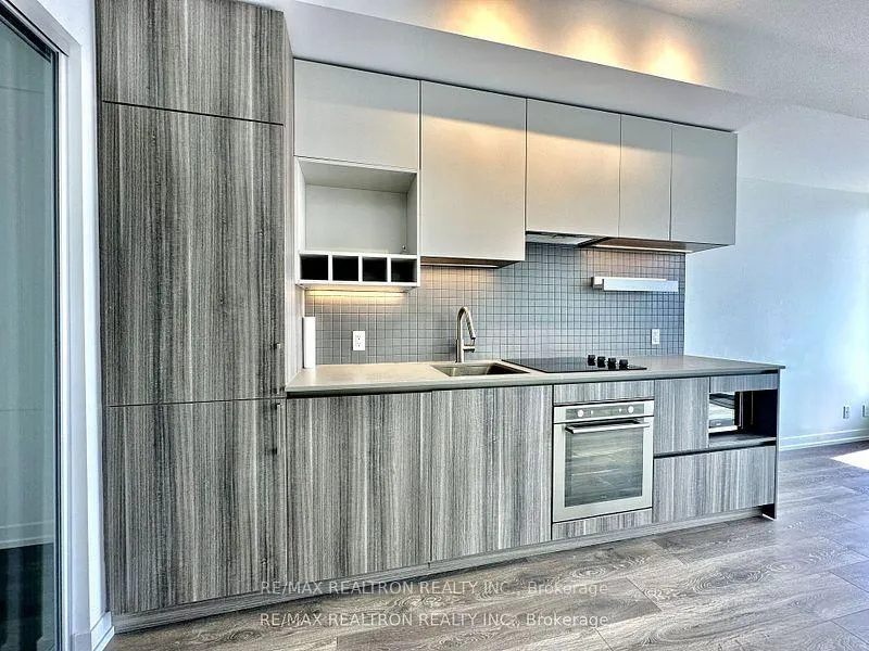 Photo 4 of Unit 1907, 5 Buttermill Avenue, Vaughan, Vaughan Corporate Centre — HOMEH