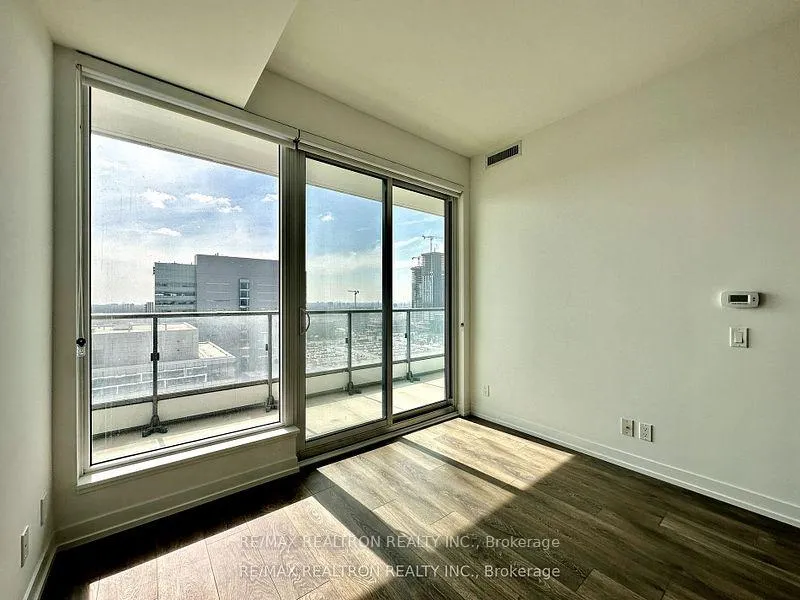 Photo 7 of Unit 1907, 5 Buttermill Avenue, Vaughan, Vaughan Corporate Centre — HOMEH