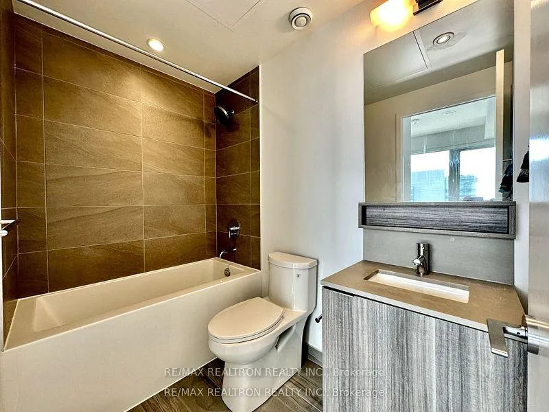 Photo 12 of Unit 1907, 5 Buttermill Avenue, Vaughan, Vaughan Corporate Centre — HOMEH