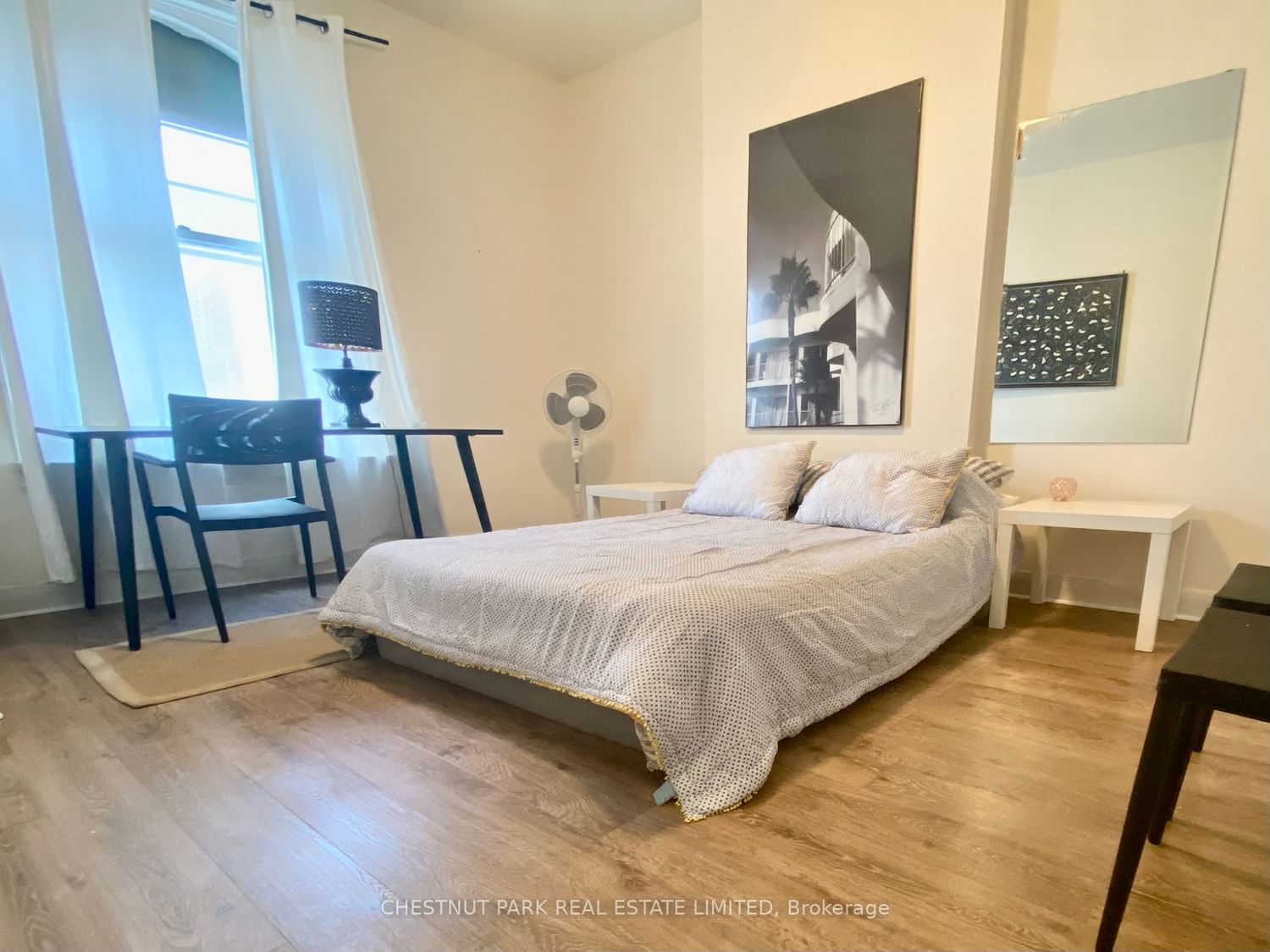 Photo 6 of Unit 22, 1066 Yonge St, Toronto, The Annex — HOMEH