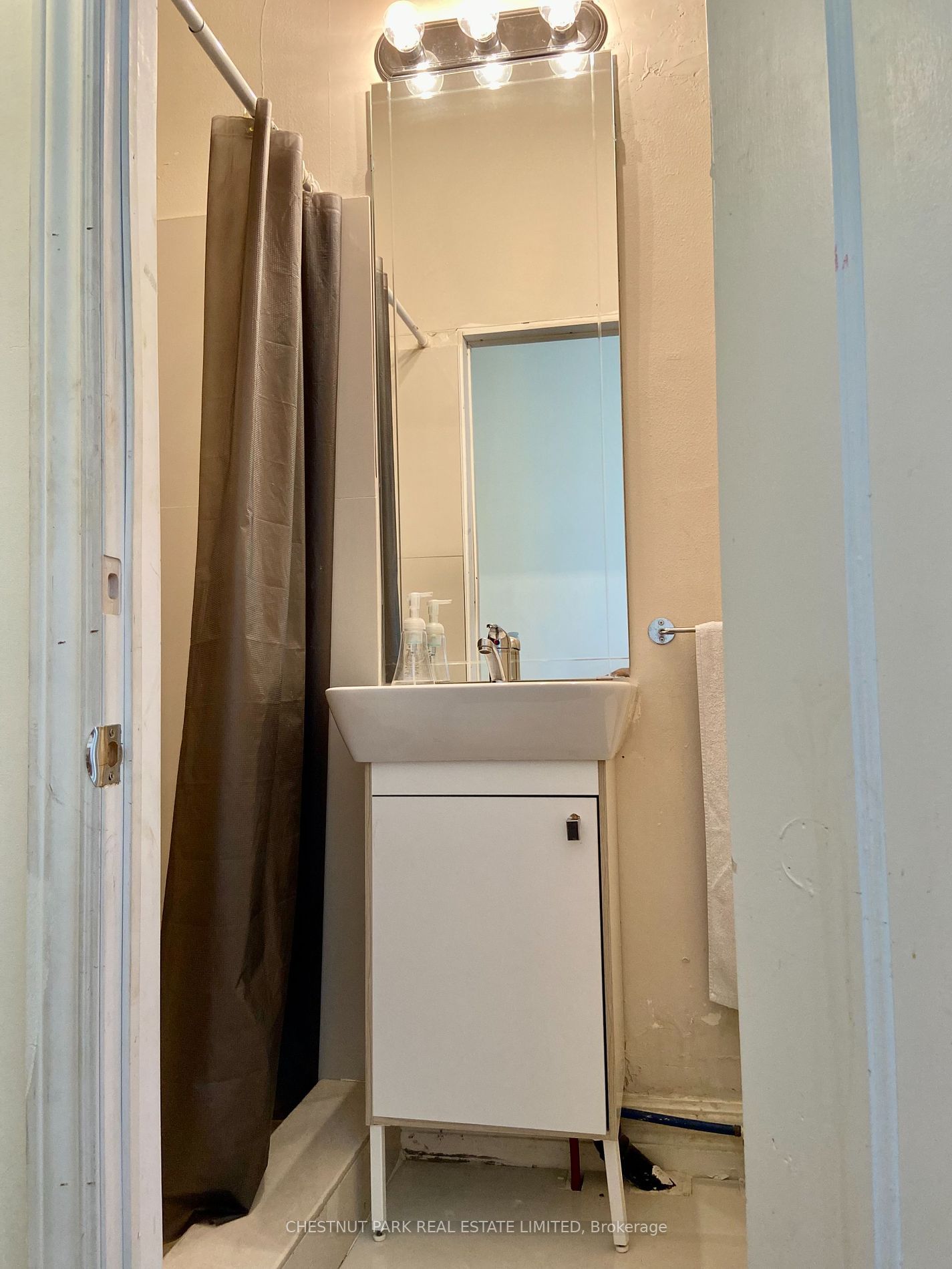 Photo 9 of Unit 22, 1066 Yonge St, Toronto, The Annex — HOMEH