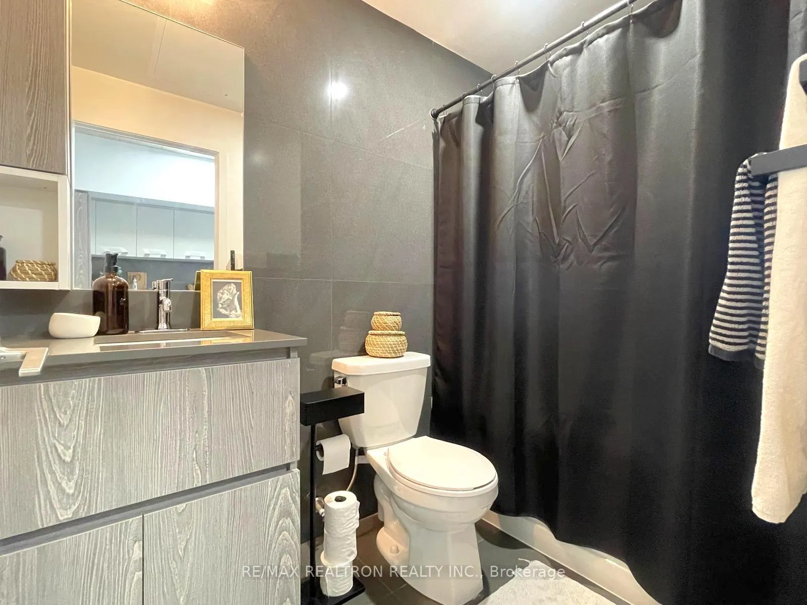 Photo 6 of Unit 906, 45 Baseball Place, Toronto, South Riverdale — HOMEH