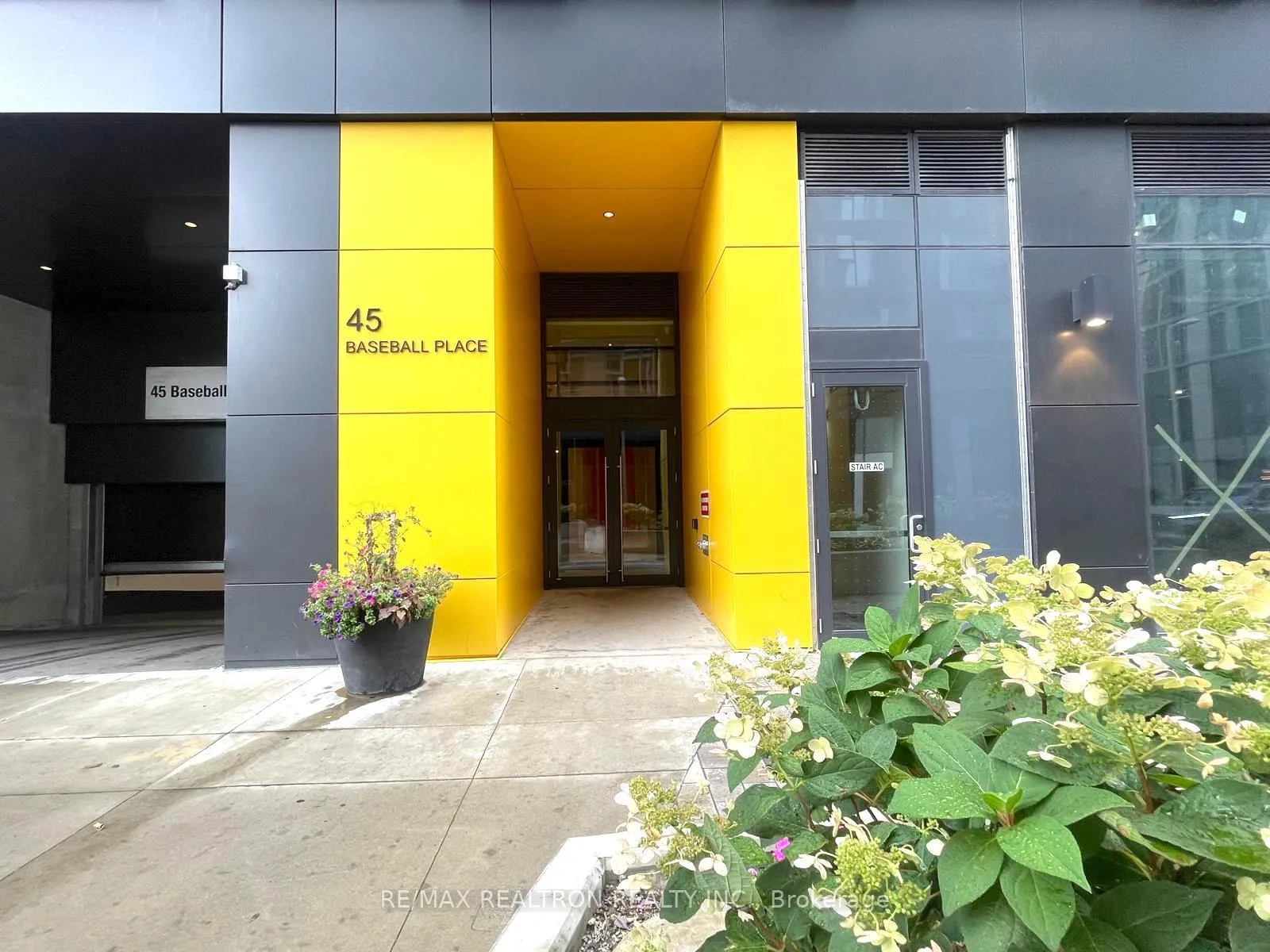 Photo 20 of Unit 906, 45 Baseball Place, Toronto, South Riverdale — HOMEH