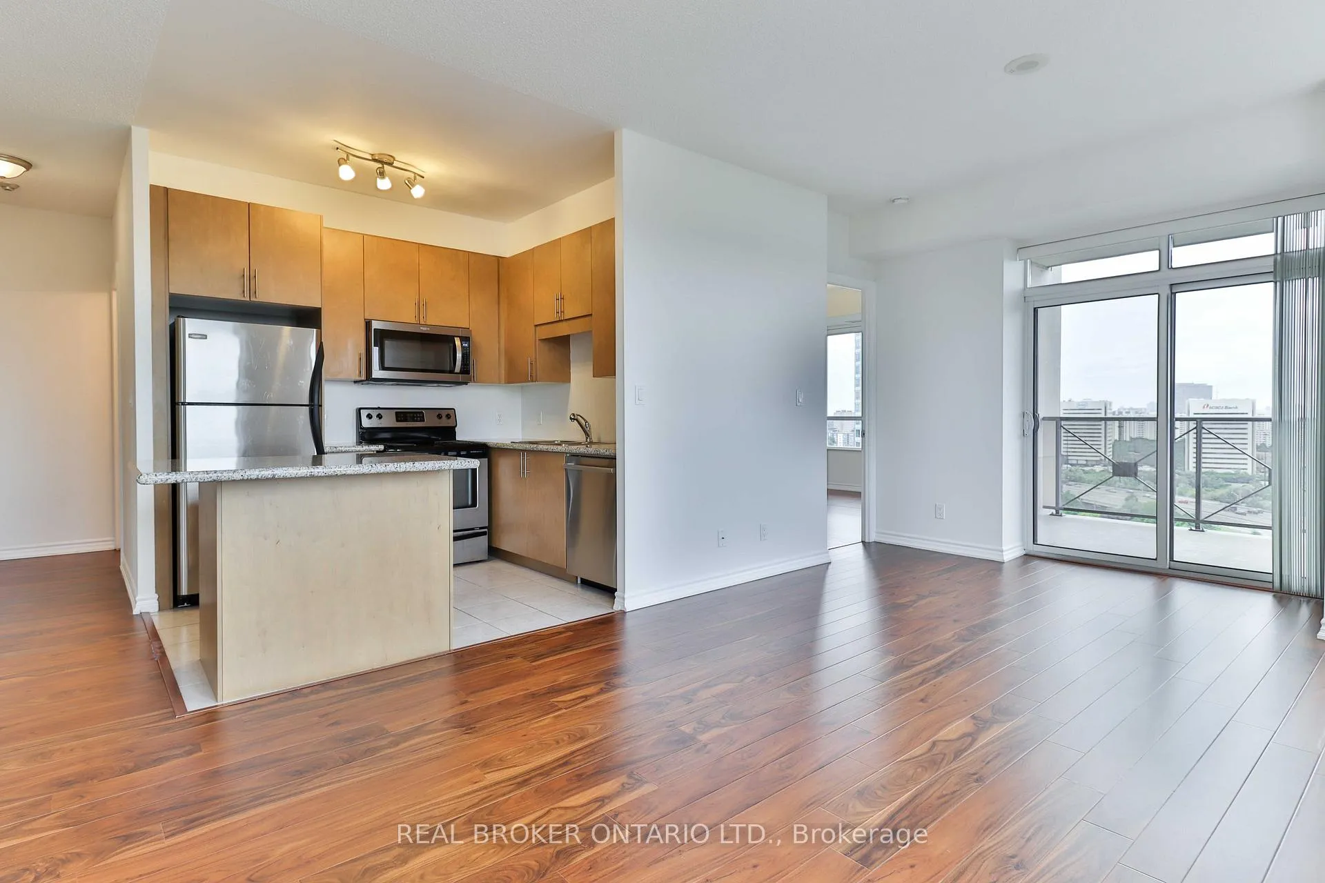 Photo 7 of Unit 1505, 135 Wynford Drive, North York, Banbury-Don Mills — HOMEH