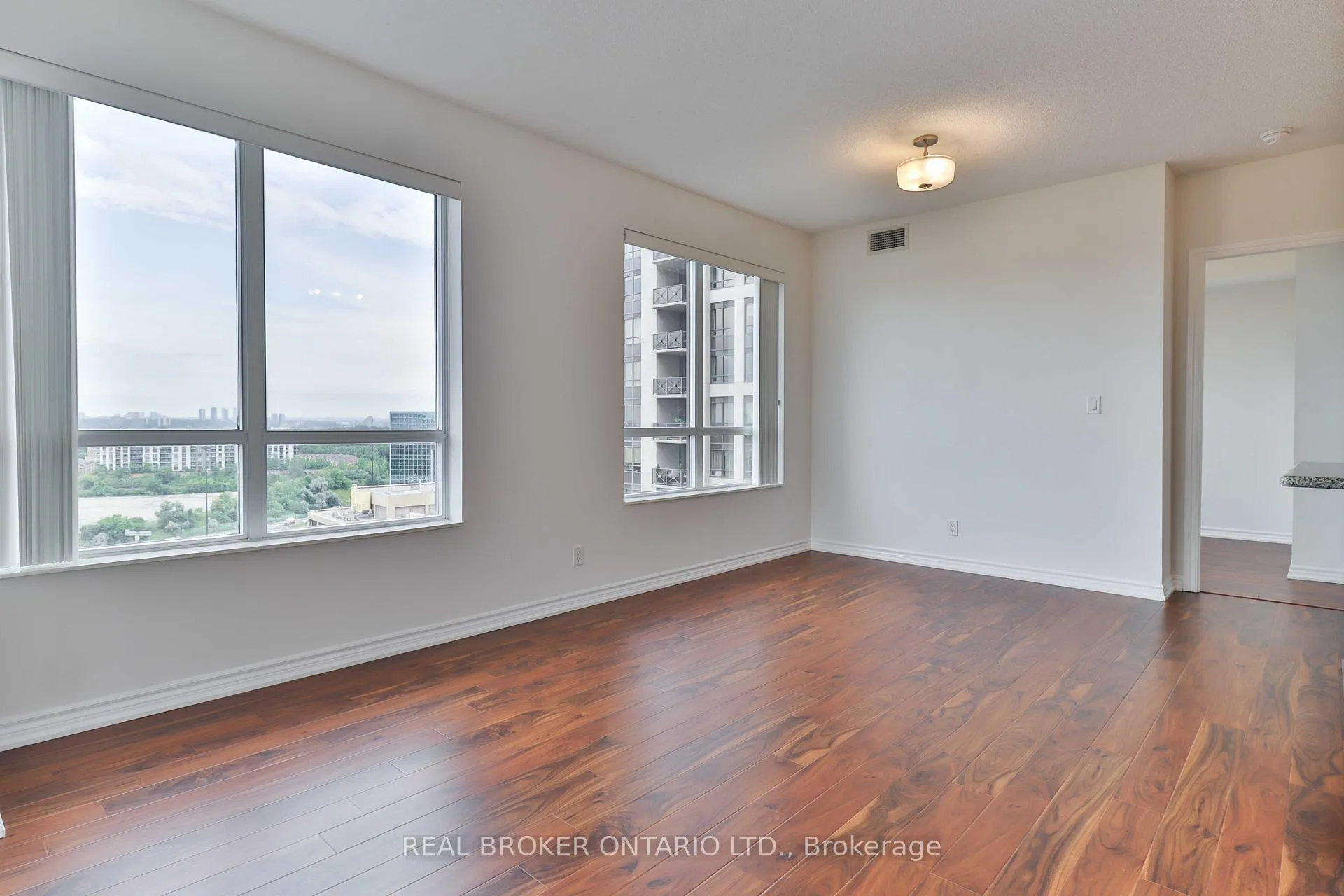 Photo 10 of Unit 1505, 135 Wynford Drive, North York, Banbury-Don Mills — HOMEH