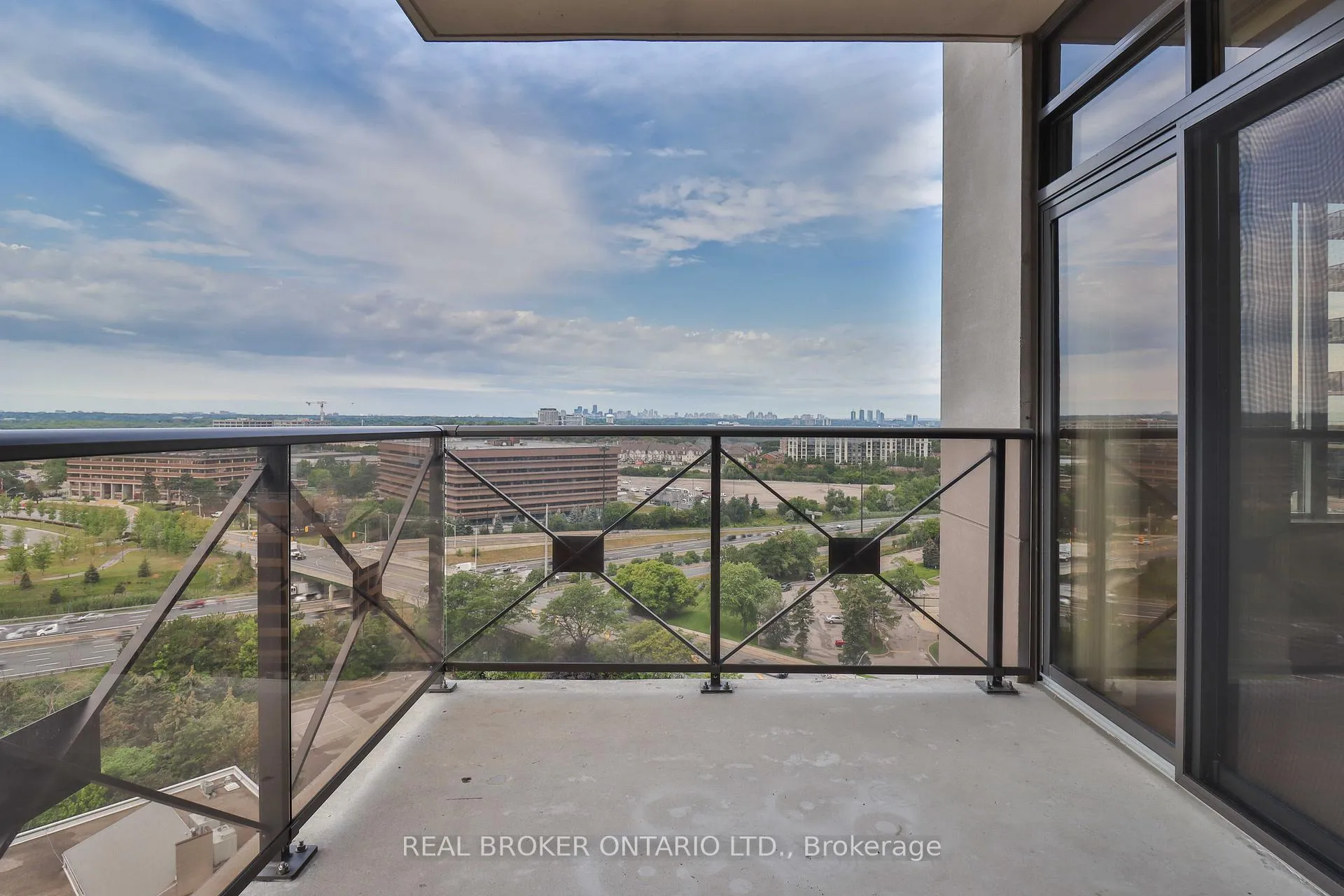 Photo 20 of Unit 1505, 135 Wynford Drive, North York, Banbury-Don Mills — HOMEH