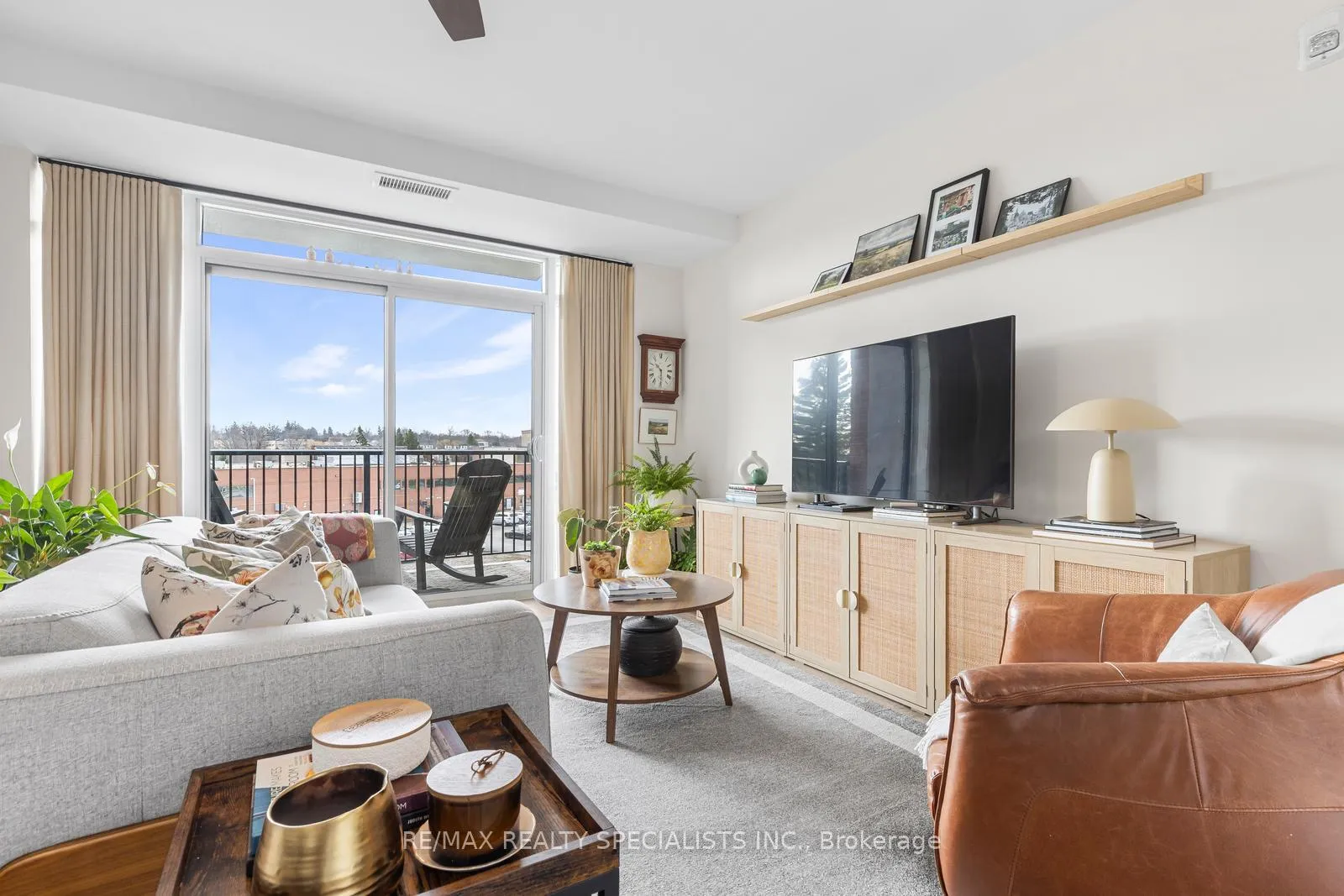 Photo 11 of Unit 309, 1 Redfern Avenue, Hamilton, Mountview — HOMEH