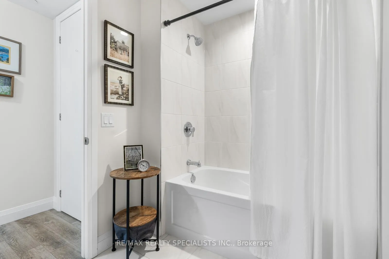 Photo 22 of Unit 309, 1 Redfern Avenue, Hamilton, Mountview — HOMEH