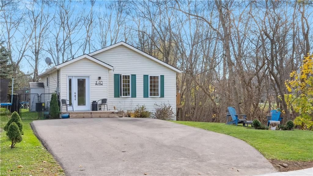 Photo 3 of 40 Silver Lake Drive, Norfolk, Port Dover — HOMEH