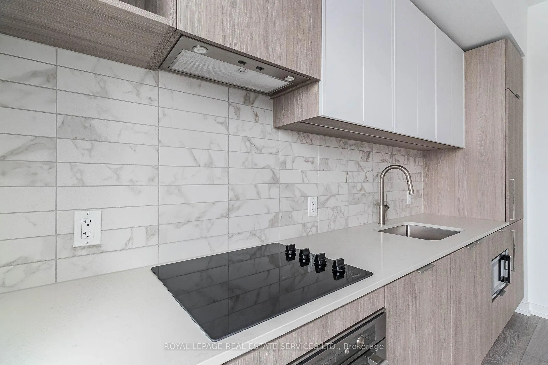 Photo 13 of Unit 718, 2020 Bathurst Street, Toronto, Humewood-Cedarvale — HOMEH