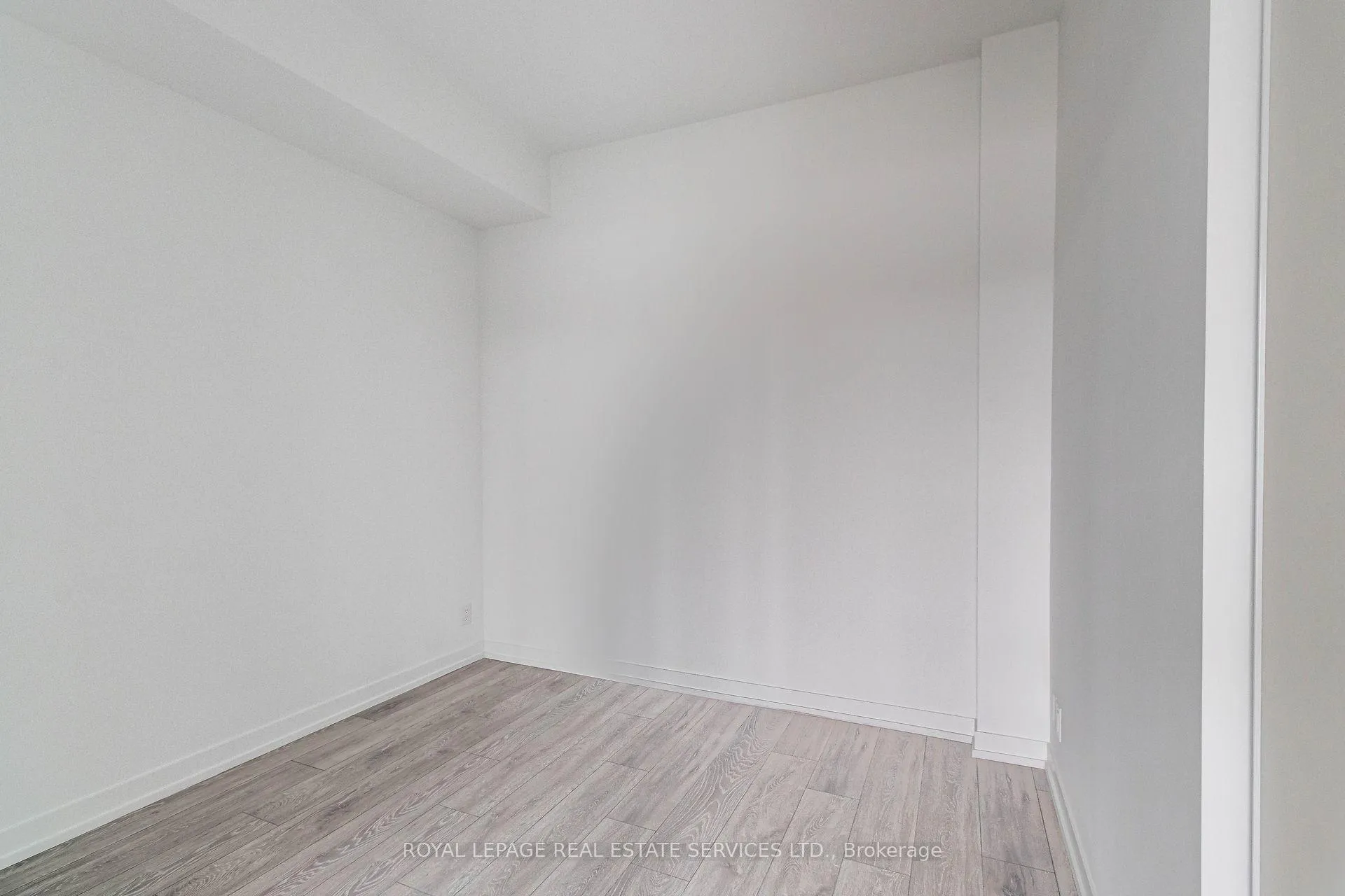 Photo 15 of Unit 718, 2020 Bathurst Street, Toronto, Humewood-Cedarvale — HOMEH