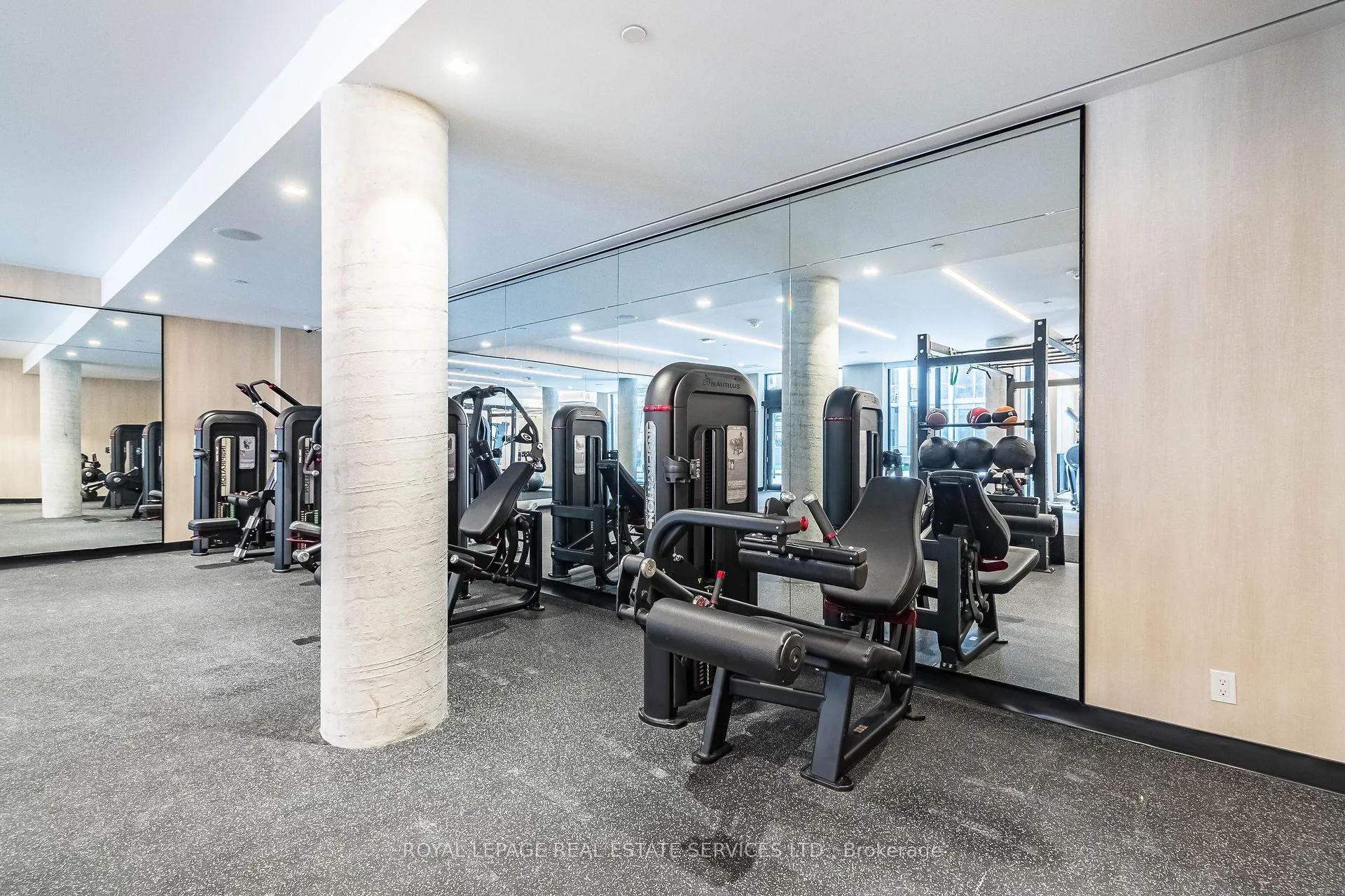 Photo 24 of Unit 718, 2020 Bathurst Street, Toronto, Humewood-Cedarvale — HOMEH