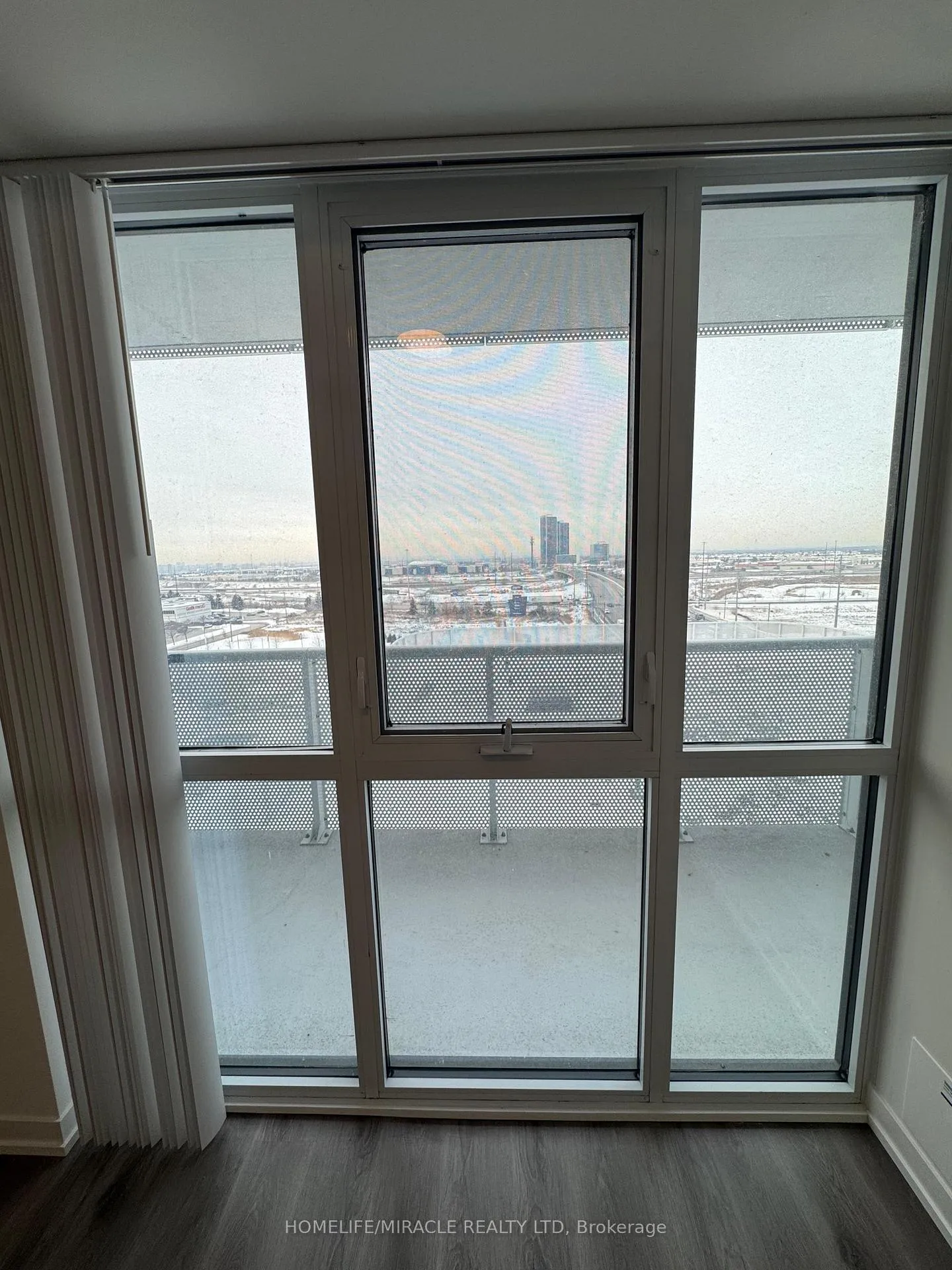 Photo 10 of Unit 808, 225 Commerce Street, Vaughan, Vaughan Corporate Centre — HOMEH