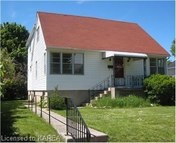 Photo 2 of 124 ARTHUR St, Gananoque — HOMEH