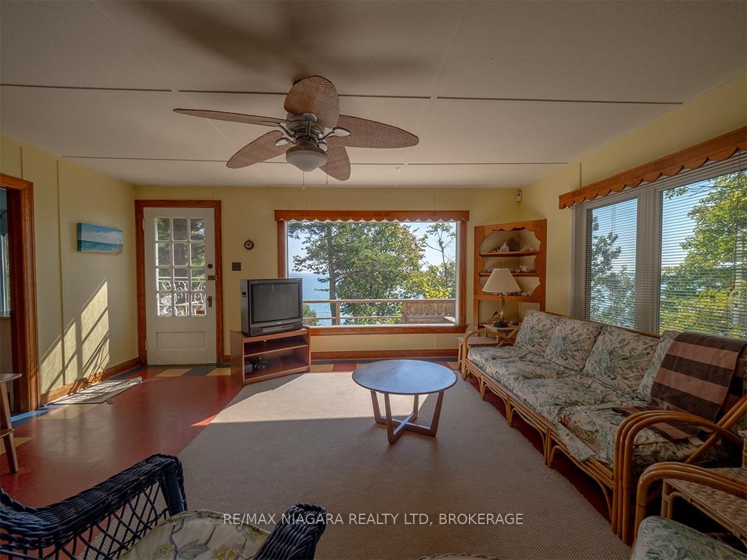 Photo 9 of 10209 Camelot Dr, Wainfleet, Lakeshore — HOMEH