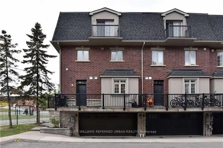 Front of 967 Kipling Avenue
