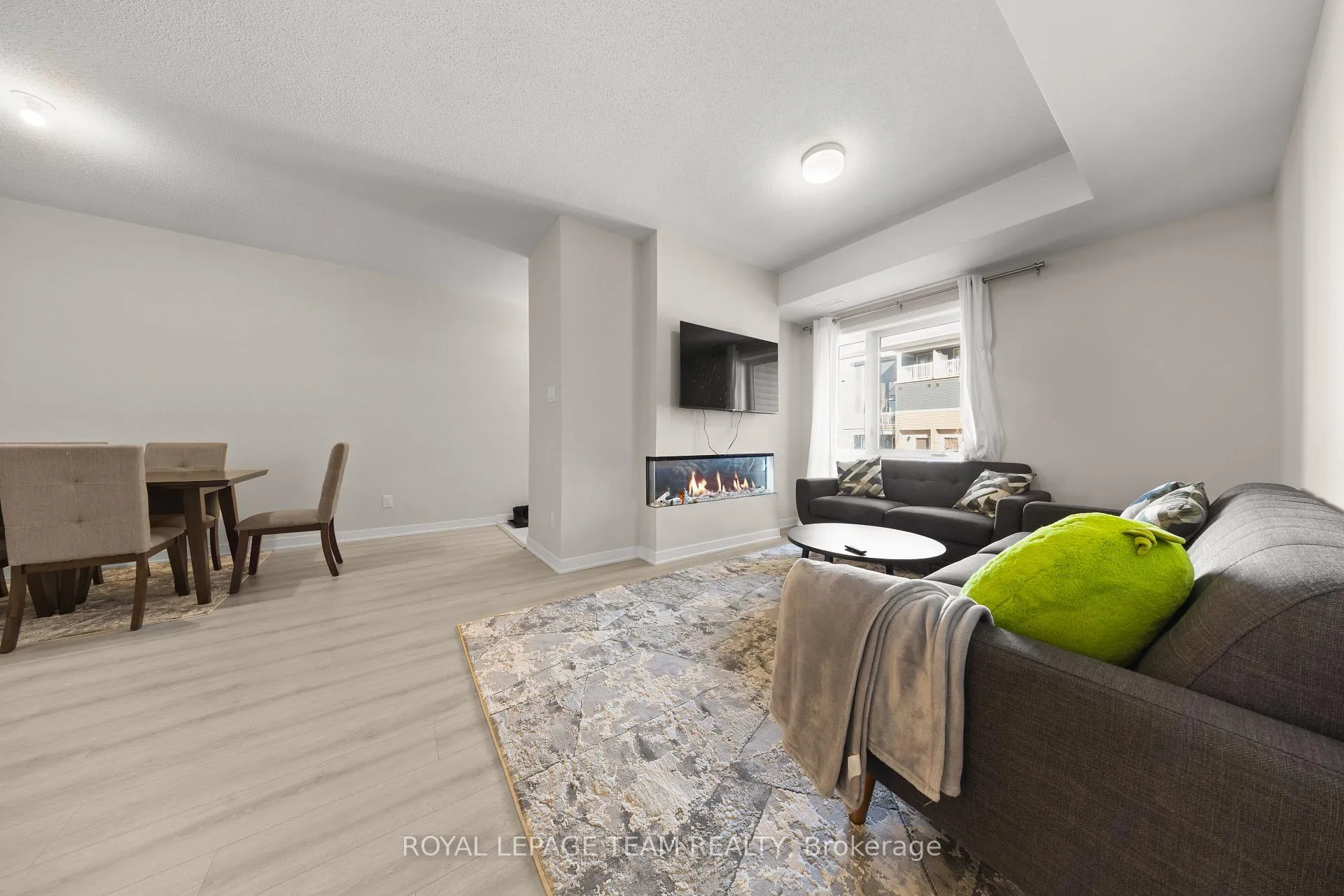 Photo 6 of 314 Lillian Freiman Private, Ottawa, Barrhaven - Half Moon Bay — HOMEH
