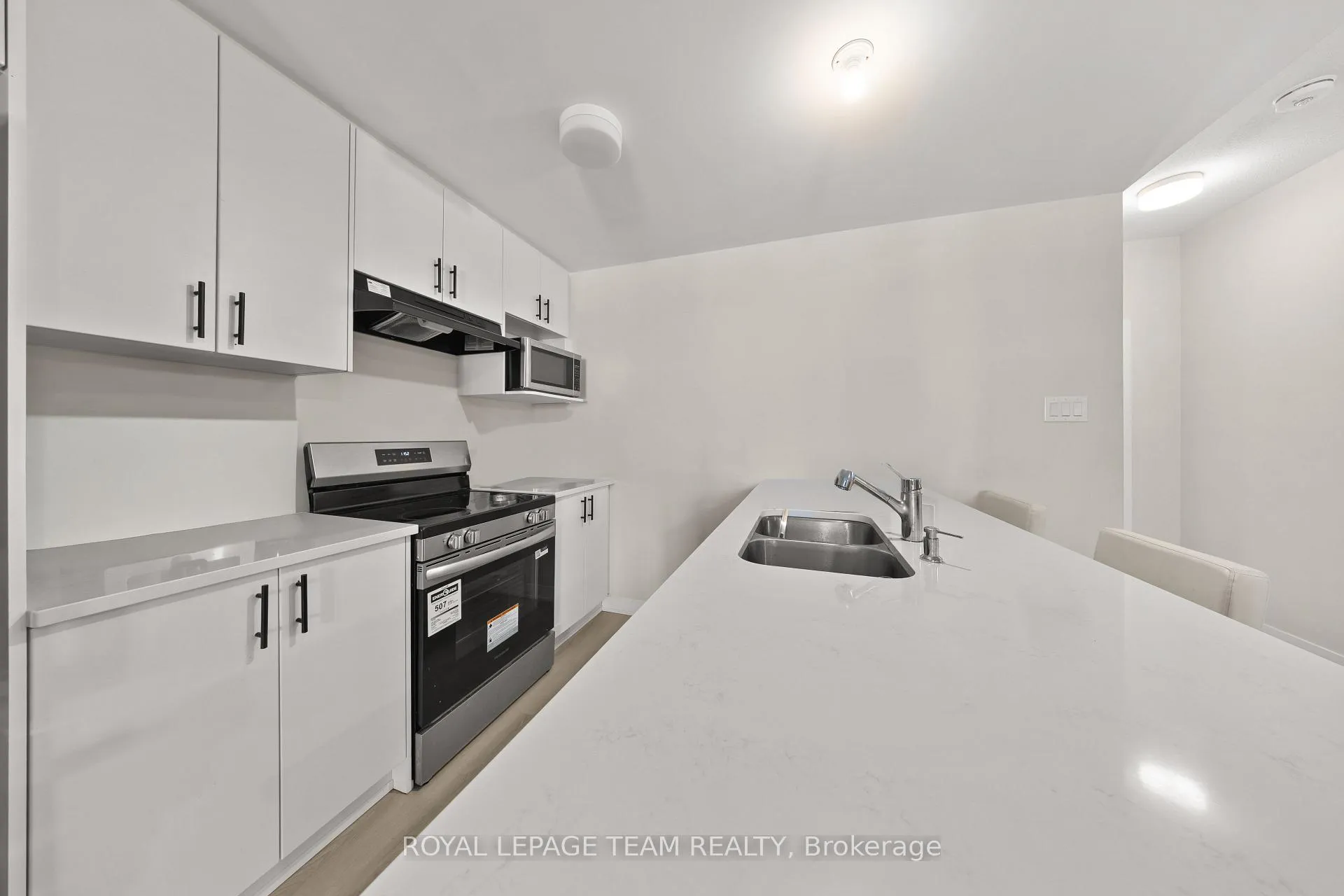 Photo 10 of 314 Lillian Freiman Private, Ottawa, Barrhaven - Half Moon Bay — HOMEH
