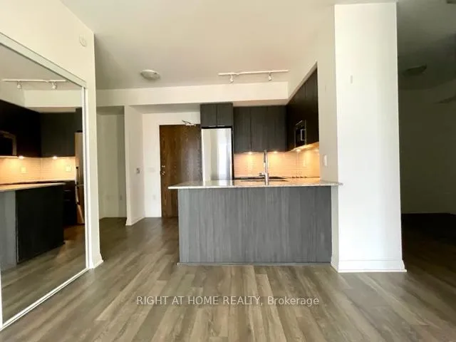 Photo 29 of Unit 810, 99 Eagle Rock Way, Vaughan, Rural Vaughan — HOMEH