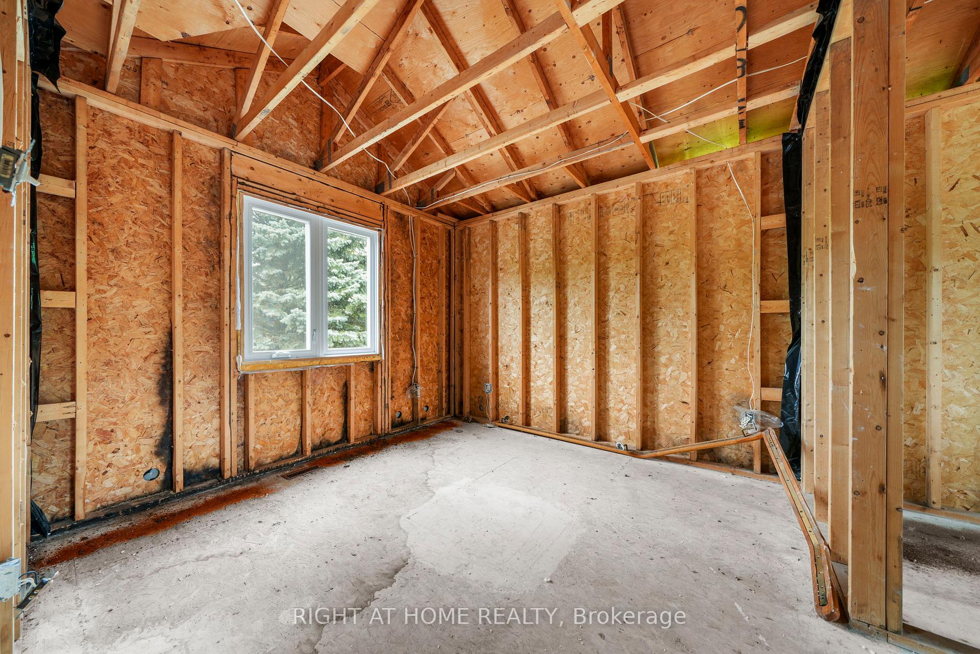 Photo 19 of 14 Barre Drive, Barrie, Painswick North — HOMEH