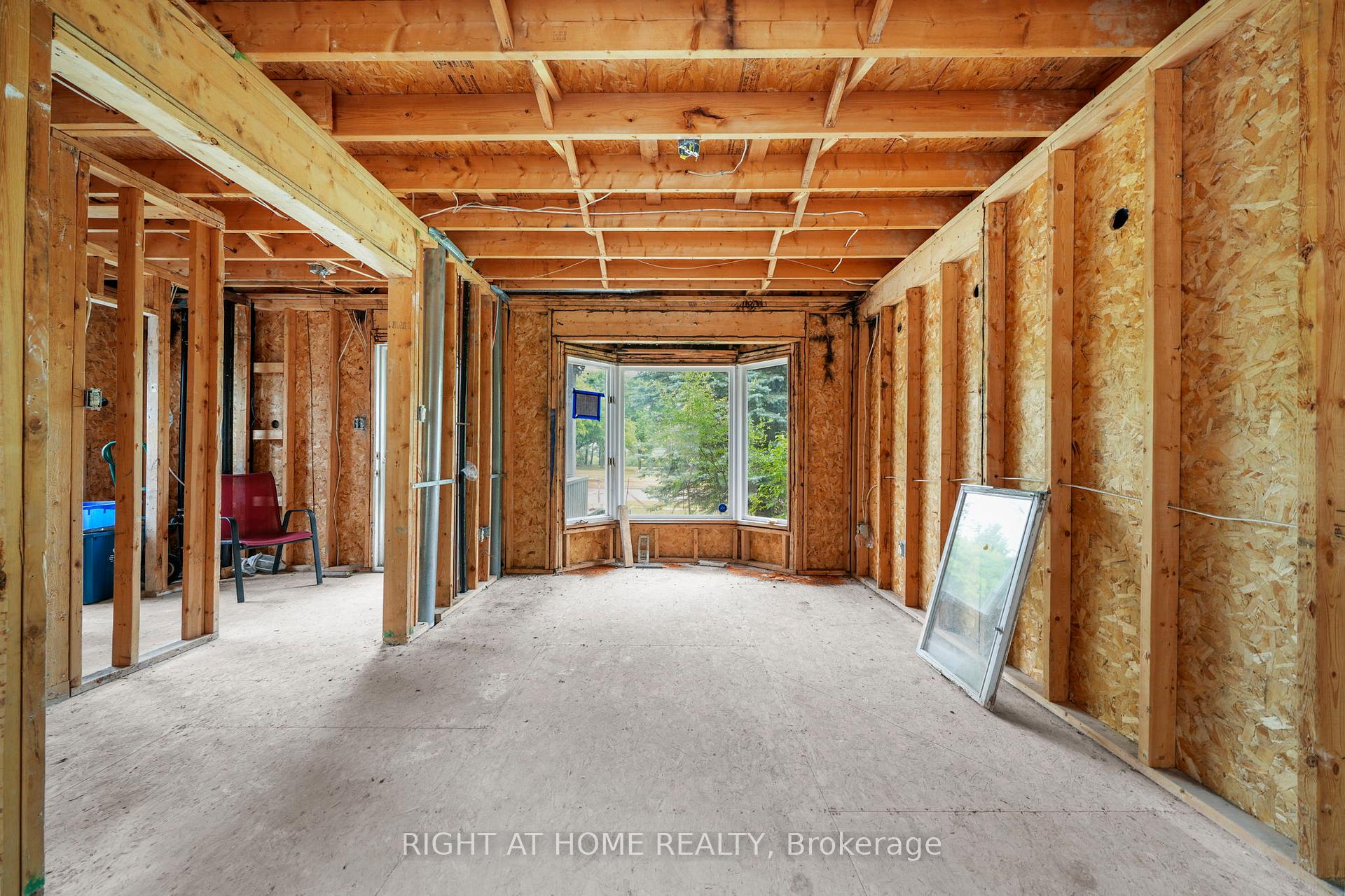 Photo 24 of 14 Barre Drive, Barrie, Painswick North — HOMEH
