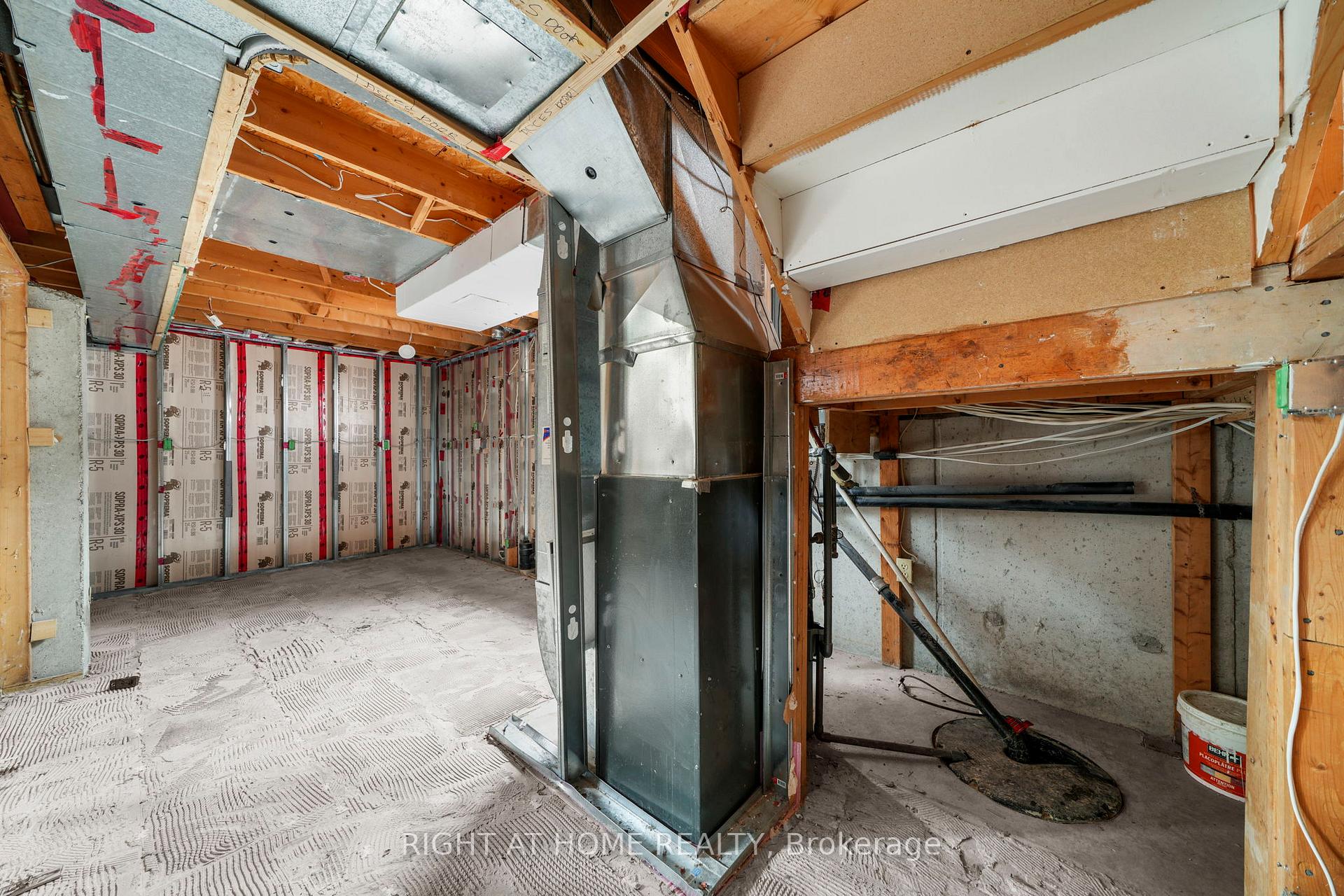 Photo 30 of 14 Barre Drive, Barrie, Painswick North — HOMEH