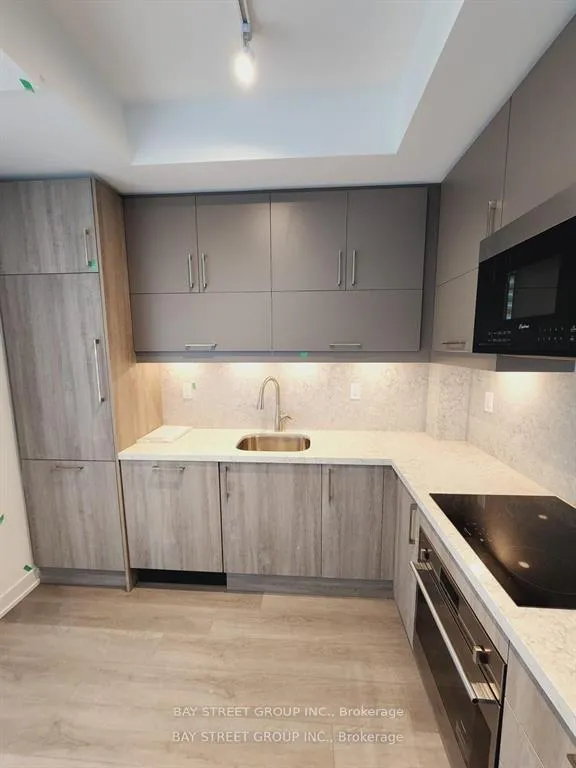 Photo 5 of Unit 607, 38 Simcoe Promenade, Markham, Unionville — HOMEH
