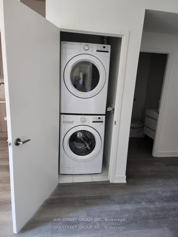 Photo 12 of Unit 607, 38 Simcoe Promenade, Markham, Unionville — HOMEH