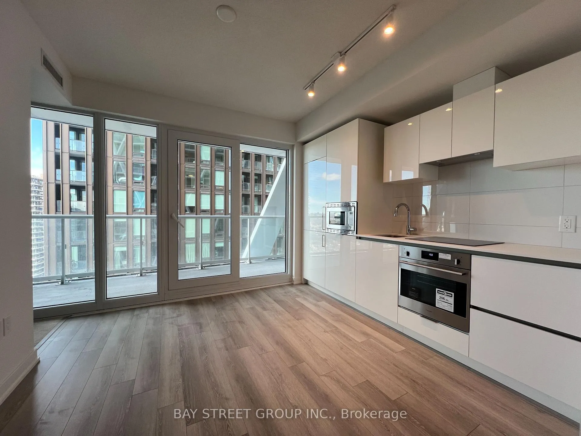 Photo 1 of Unit 2720, 230 Simcoe Street, Toronto, Kensington-Chinatown — HOMEH