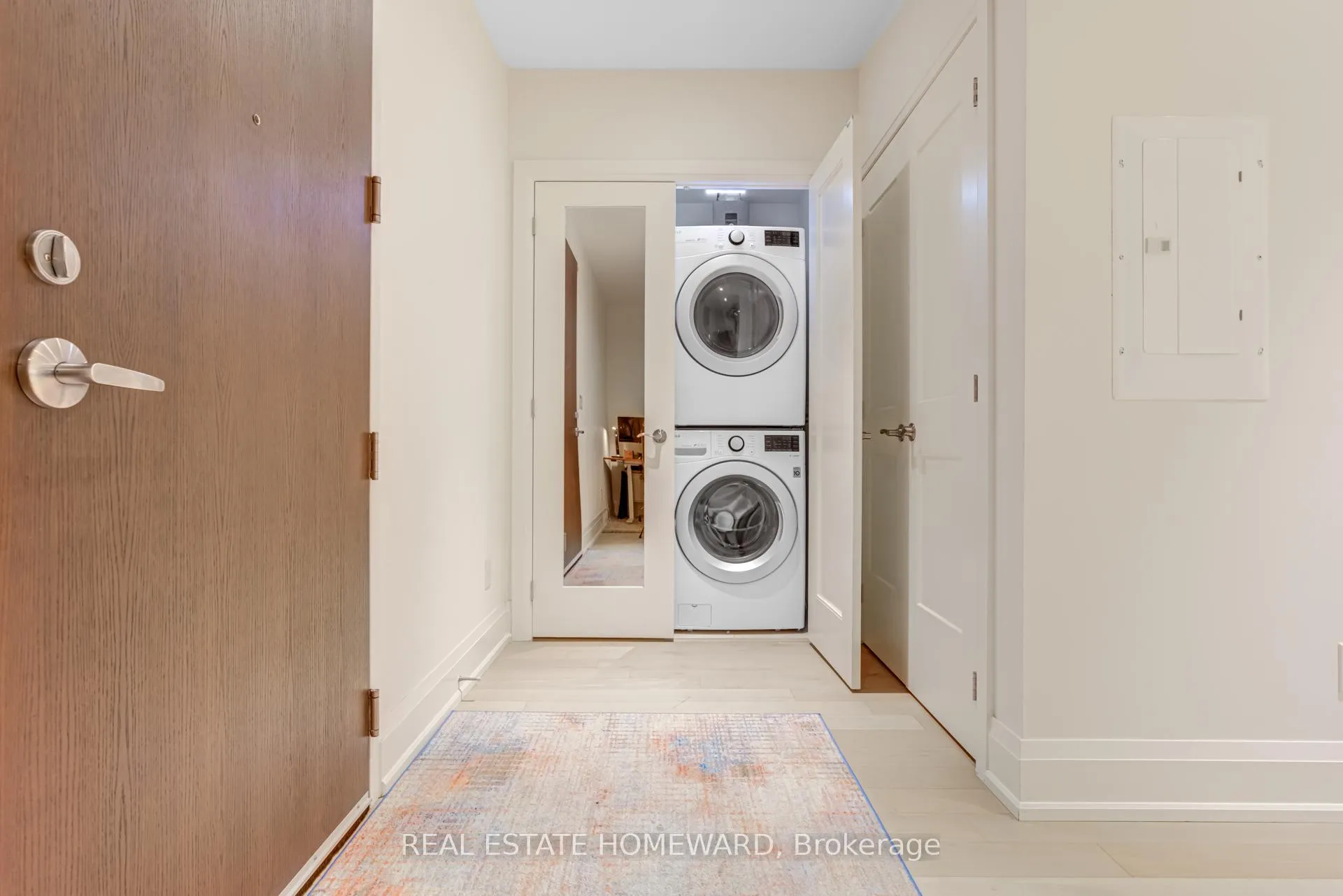 Photo 4 of Unit 219, 365 Beech Avenue, Toronto, The Beaches — HOMEH