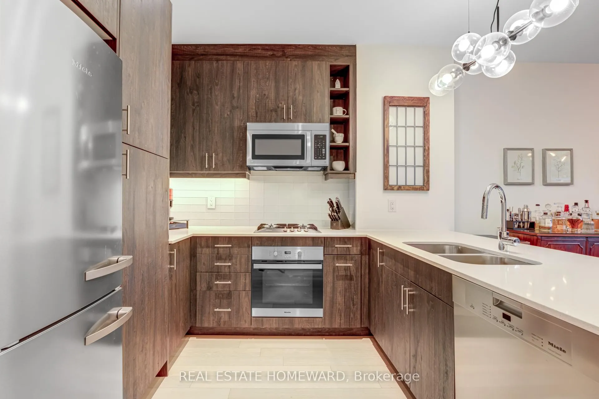 Photo 8 of Unit 219, 365 Beech Avenue, Toronto, The Beaches — HOMEH