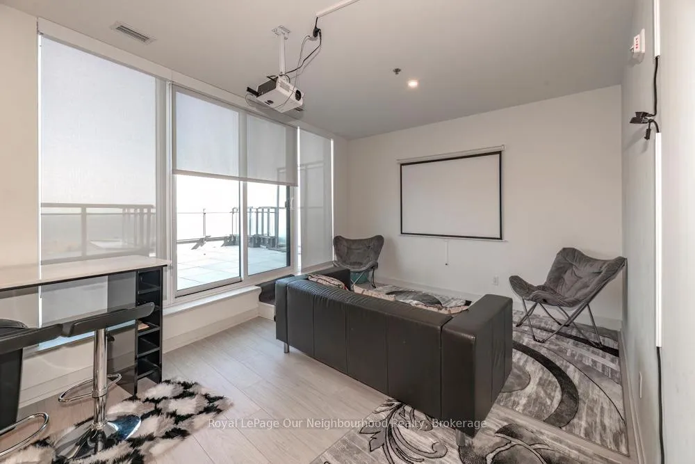 Photo 5 of Unit 1003, 90 Glen Everest Road, Scarborough, Birchcliffe-Cliffside — HOMEH