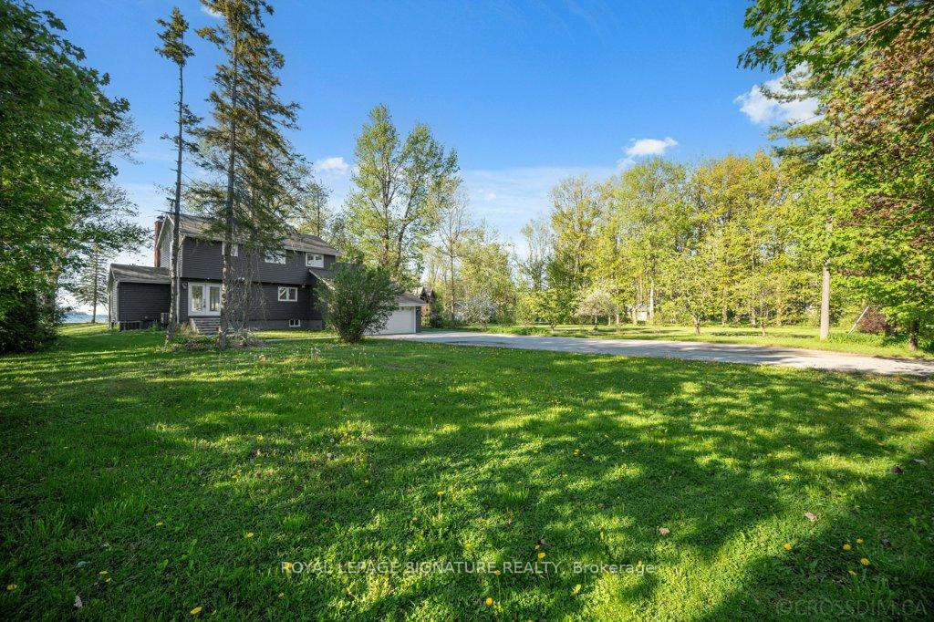 Photo 5 of 170 Moores Beach Road, Georgina, Pefferlaw — HOMEH