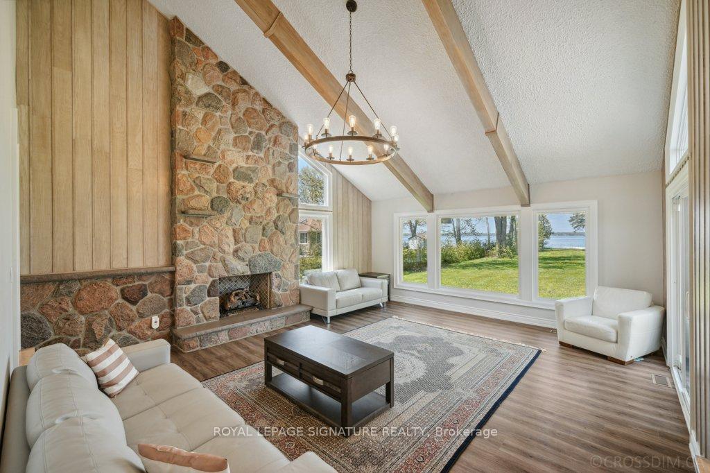 Photo 10 of 170 Moores Beach Road, Georgina, Pefferlaw — HOMEH