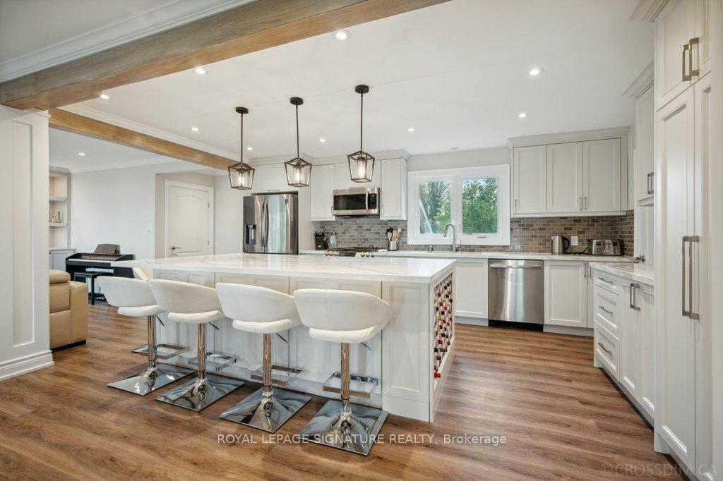 Photo 15 of 170 Moores Beach Road, Georgina, Pefferlaw — HOMEH