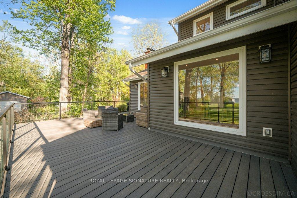 Photo 32 of 170 Moores Beach Road, Georgina, Pefferlaw — HOMEH