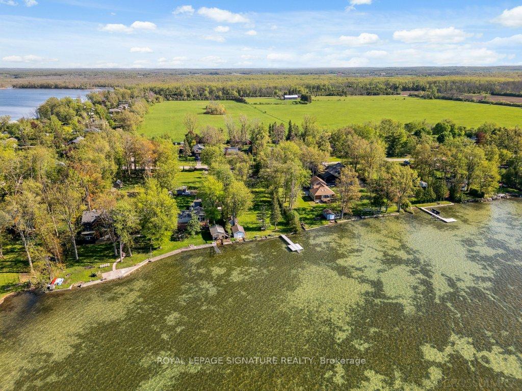 Photo 39 of 170 Moores Beach Road, Georgina, Pefferlaw — HOMEH