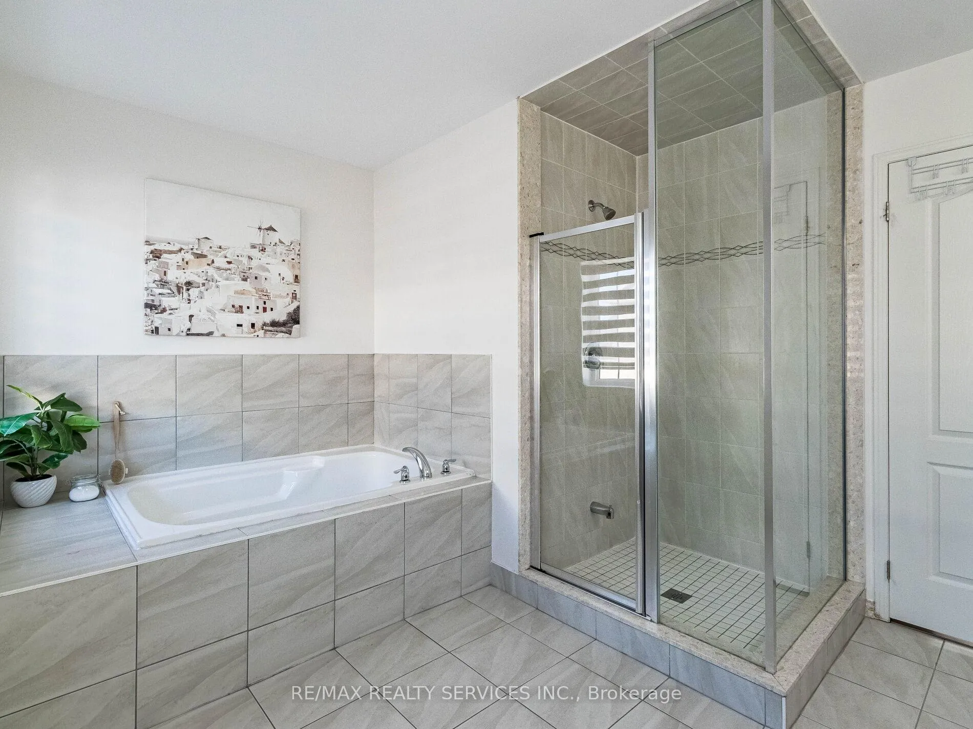 Photo 17 of 22 Filly Path Street, Oshawa, Windfields — HOMEH