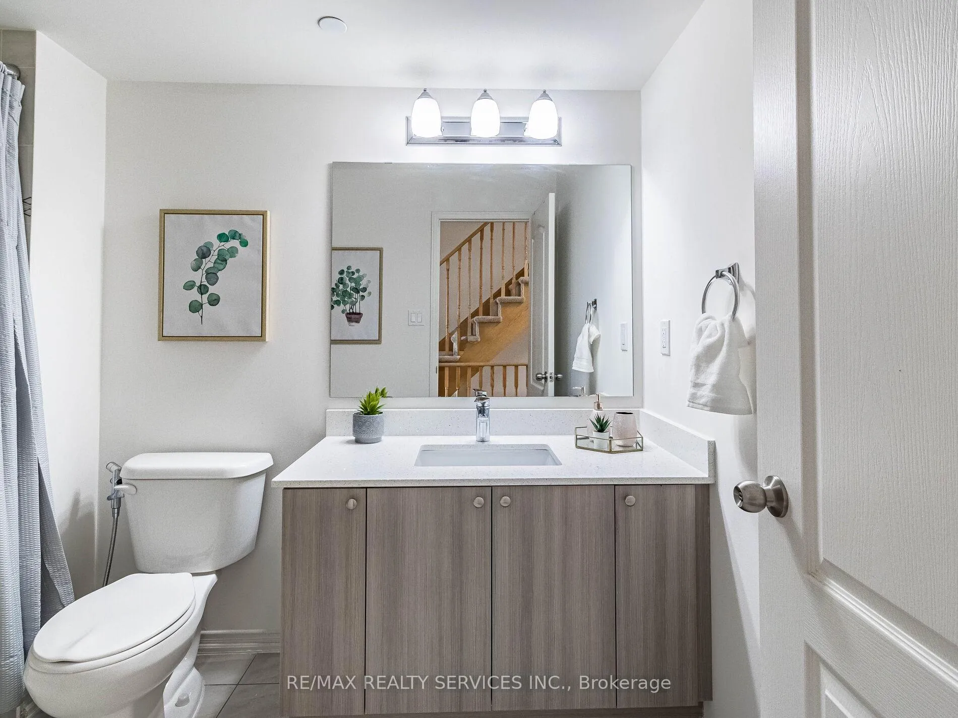Photo 23 of 22 Filly Path Street, Oshawa, Windfields — HOMEH