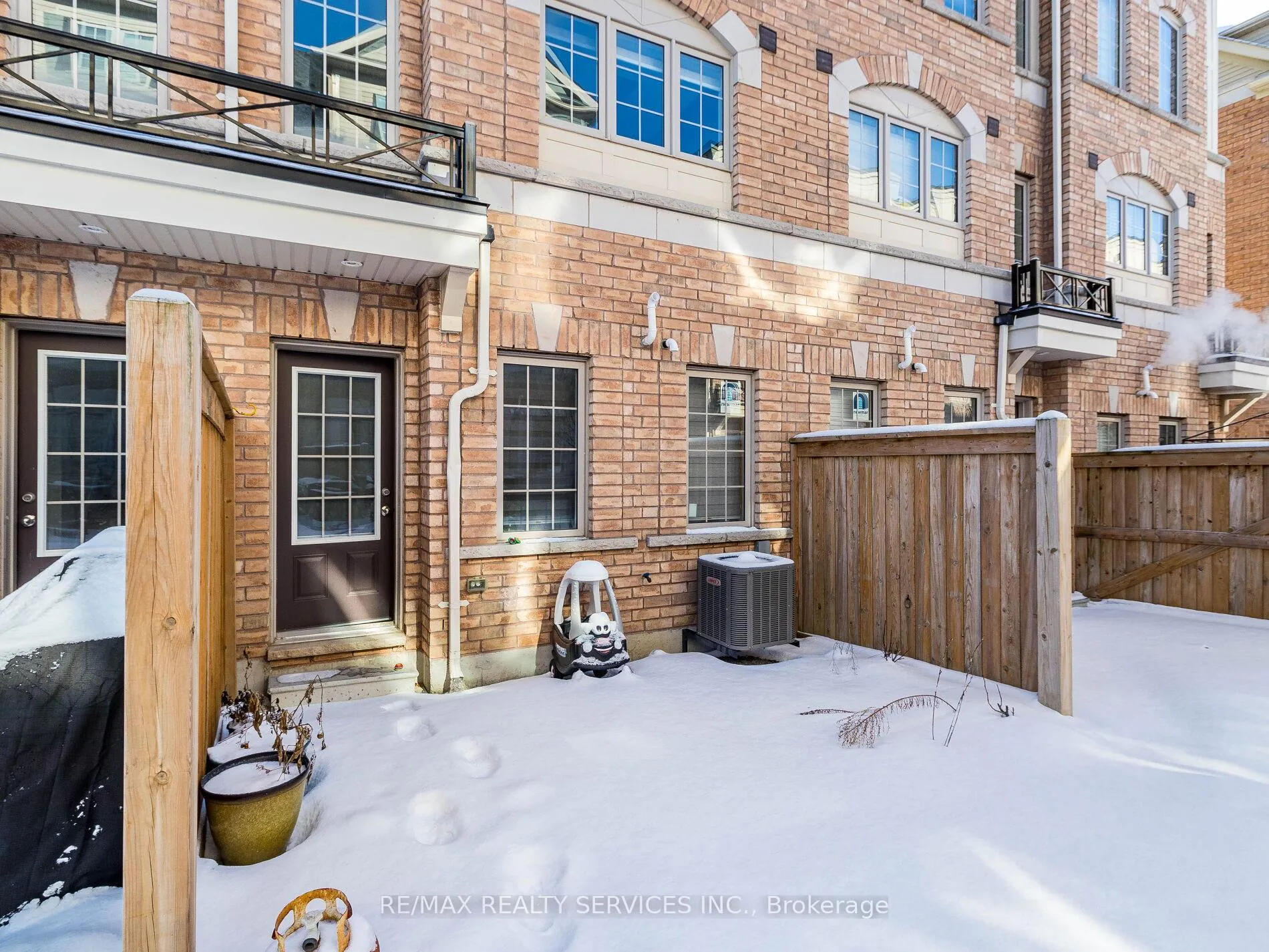 Photo 26 of 22 Filly Path Street, Oshawa, Windfields — HOMEH