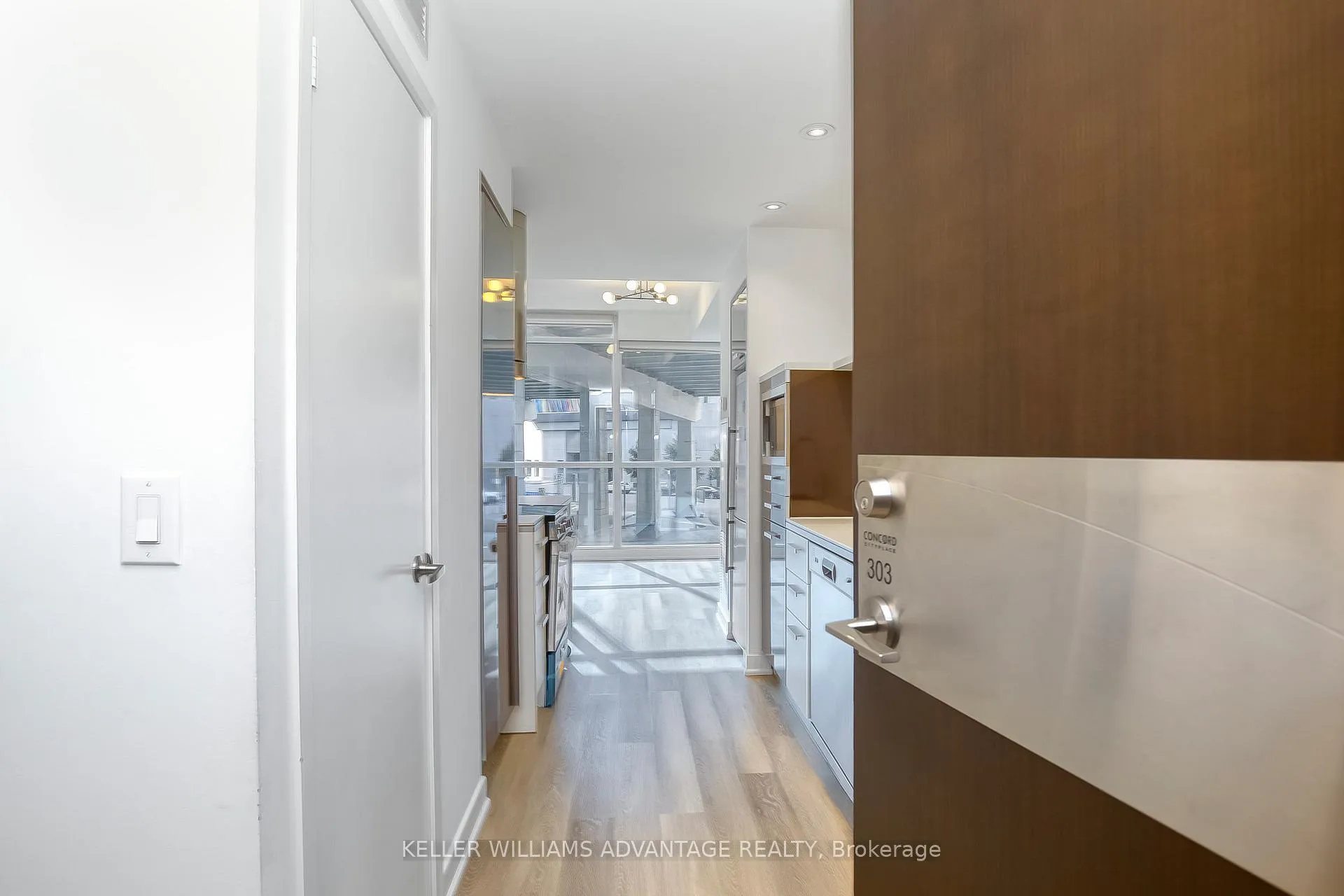 Photo 5 of Unit 303, 38 Dan Leckie Way, Toronto, Waterfront Communities — HOMEH