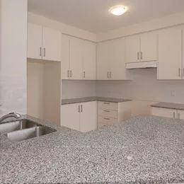 Photo 11 of Unit 11, 20 Knotsberry Circle, Brampton, Bram West — HOMEH