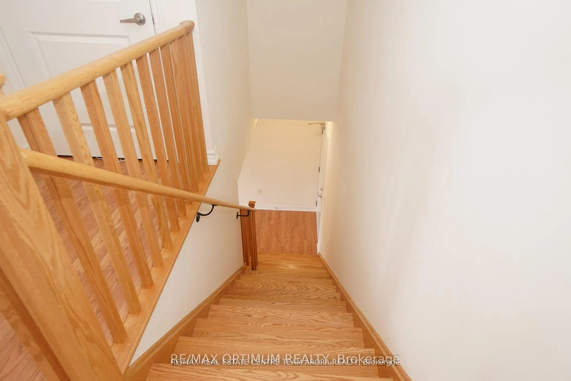 Photo 14 of Unit 11, 20 Knotsberry Circle, Brampton, Bram West — HOMEH