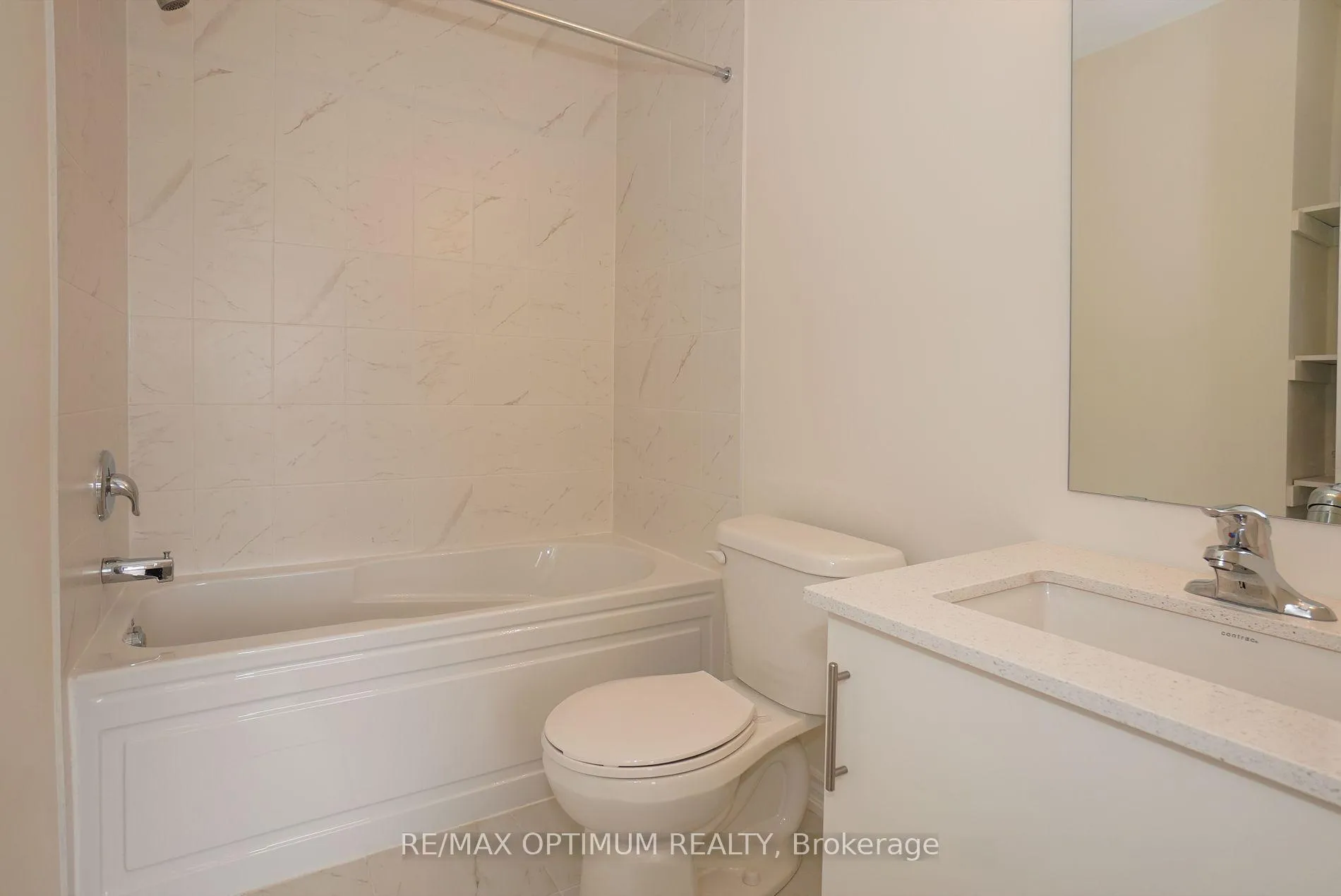 Photo 17 of Unit 11, 20 Knotsberry Circle, Brampton, Bram West — HOMEH